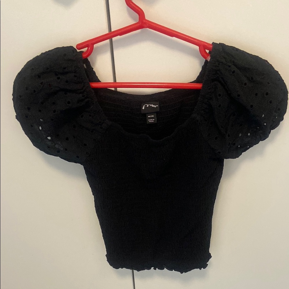 Art Class Black Eyelet Puff Sleeve Blouse